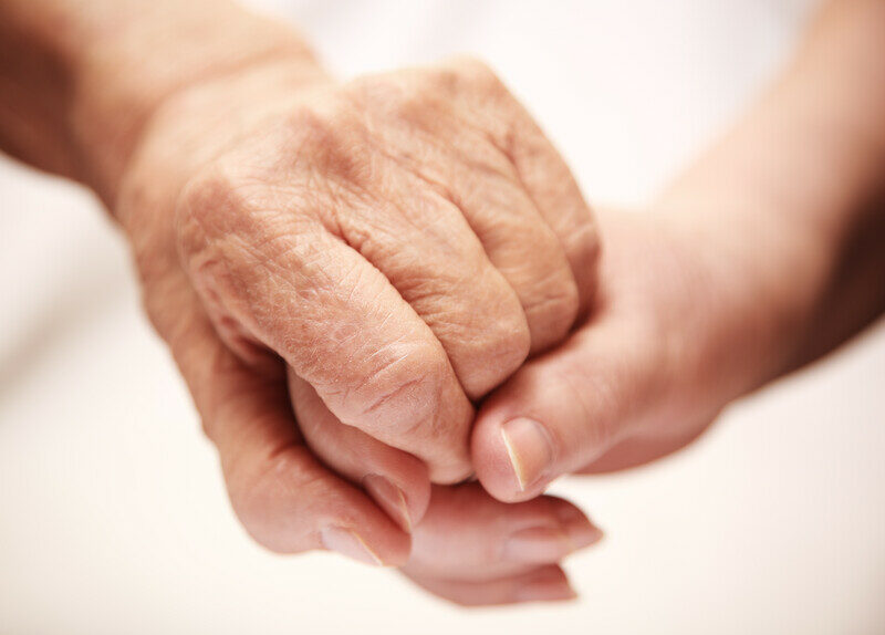 senior-hands_canstockphoto2093120.jpg